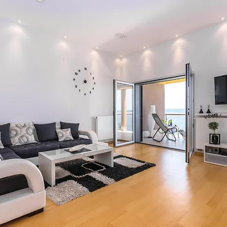 2 Bedroom In