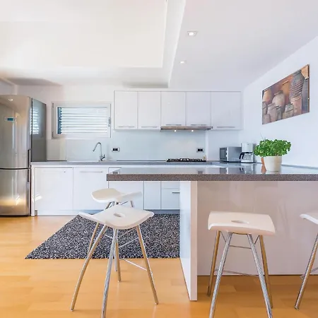 アパート Stunning In *